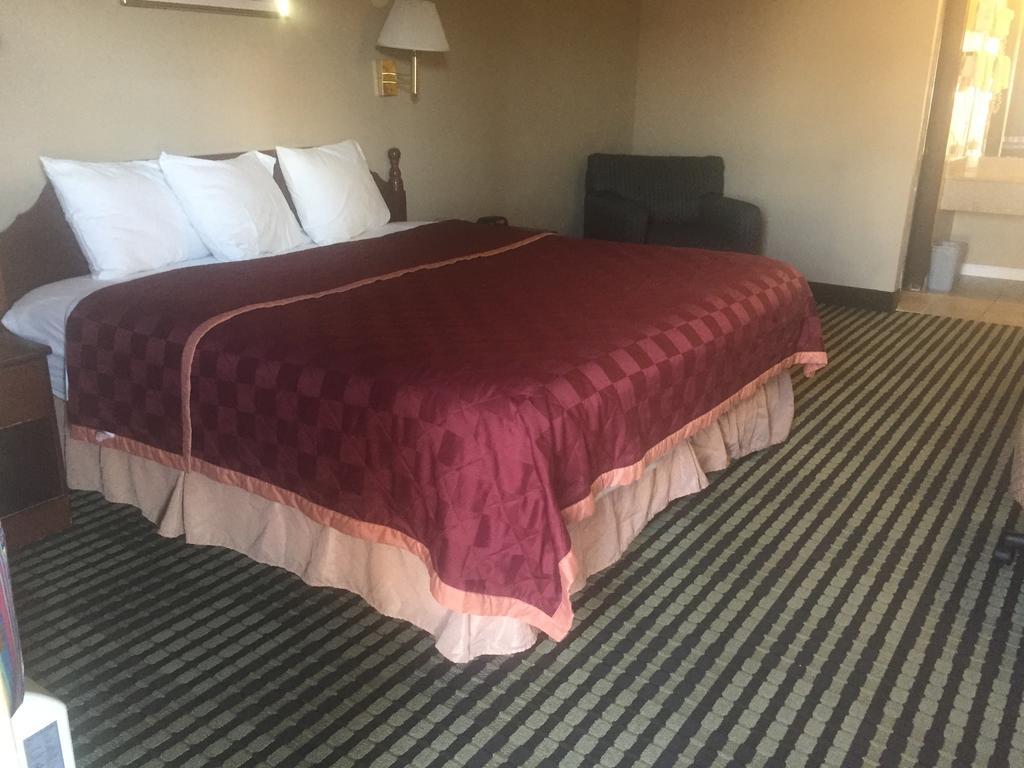 America'S Best Inn & Suites Eureka Eksteriør billede